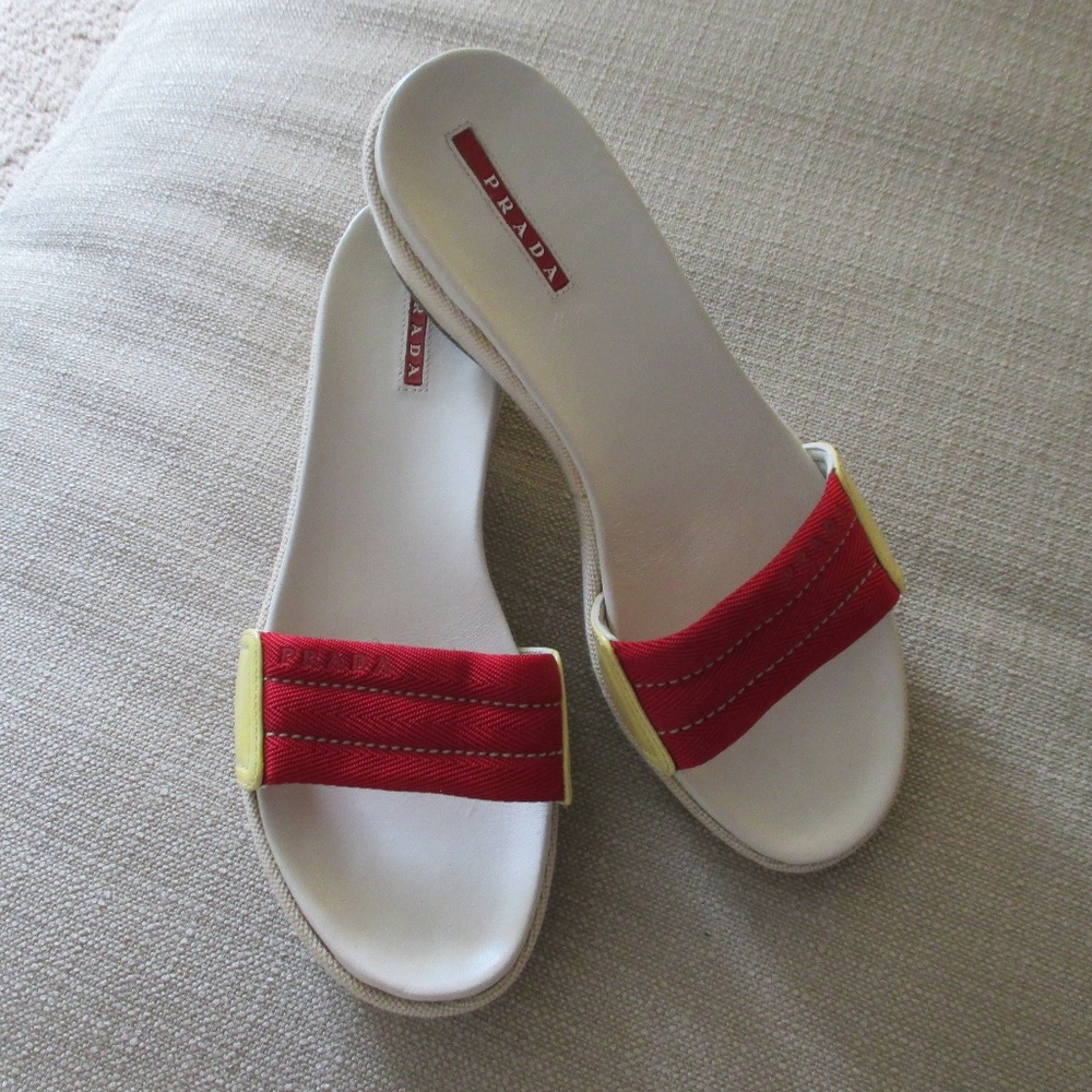 AUTH PRADA $275 red yellow logo SANDALS